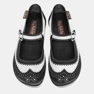 Chocolaticas Habana Women's Mary Jane Flat Sz 5